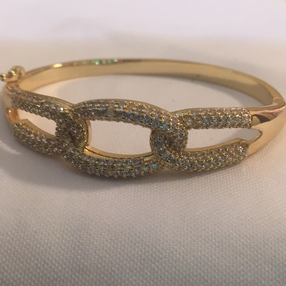 Diamond 18 karat bangle